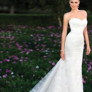 Essense of Australia, D1181, Size 4